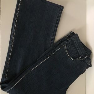 Jeans with stones